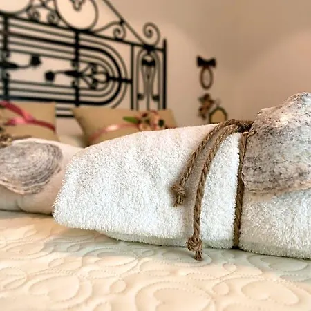 La Casa Degli Angeli Bed & Breakfast 4*