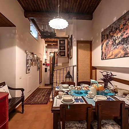 La Casa Degli Angeli Bed & Breakfast 4*